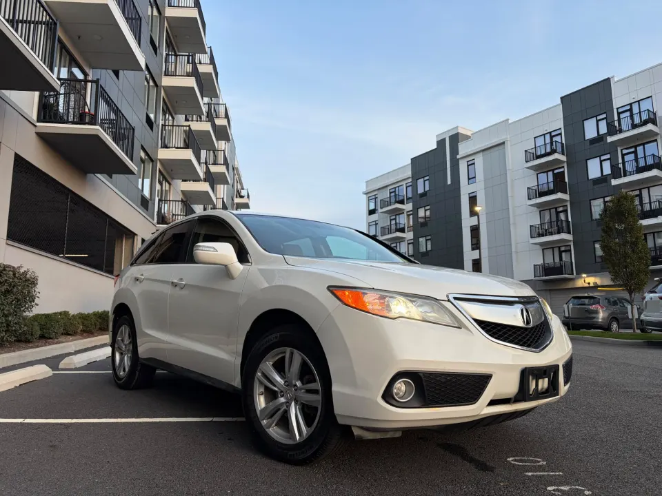 2013 Acura RDX, white (Photo 2 of 6)