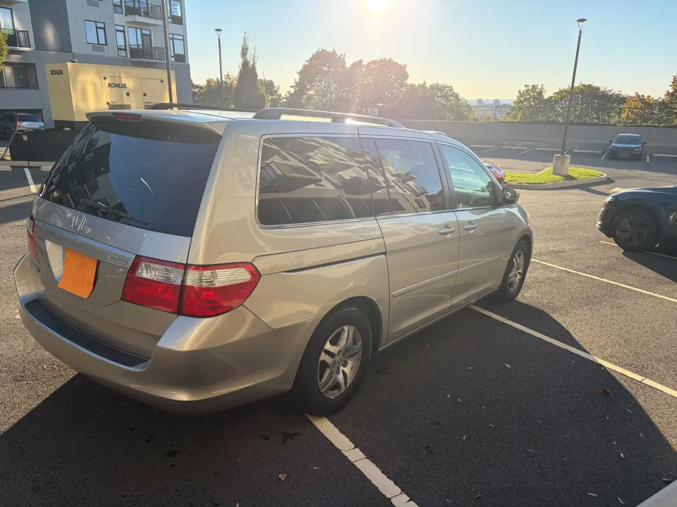 2006 Honda Odyssey, grey (Photo 6 of 14)